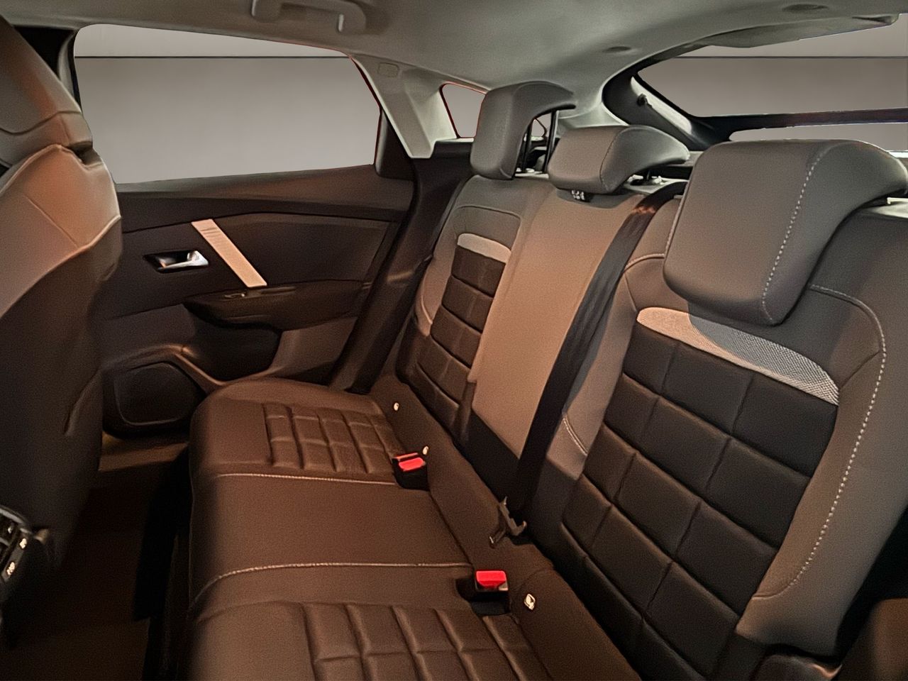 Citroën ë-C4 ë-C4 eléctrico 115kW 54kWh Max - Foto 15