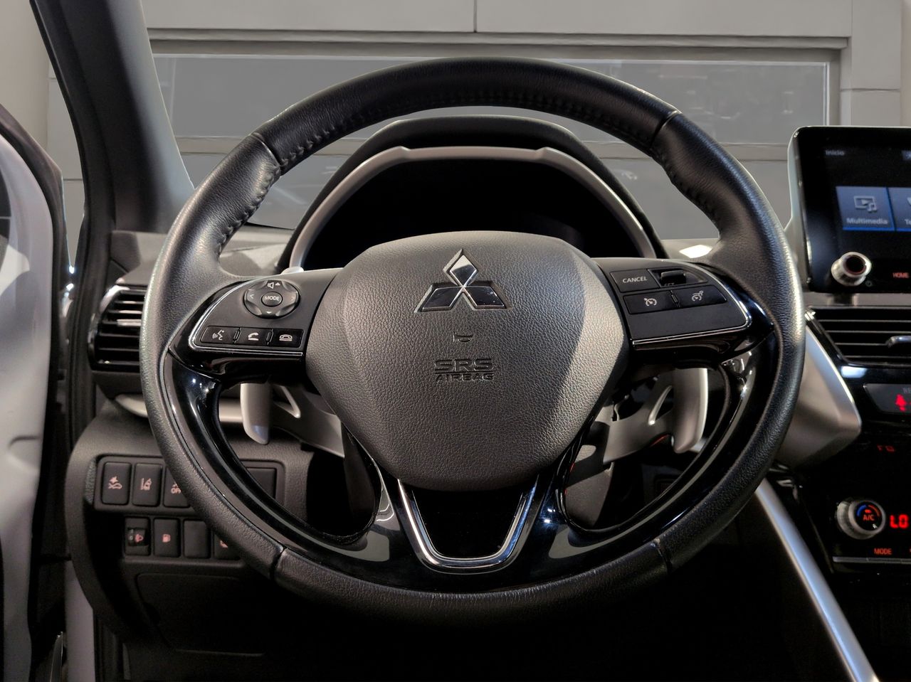 Mitsubishi Eclipse Cross 2.4 PHEV Kaiteki Auto 4WD - Foto 17