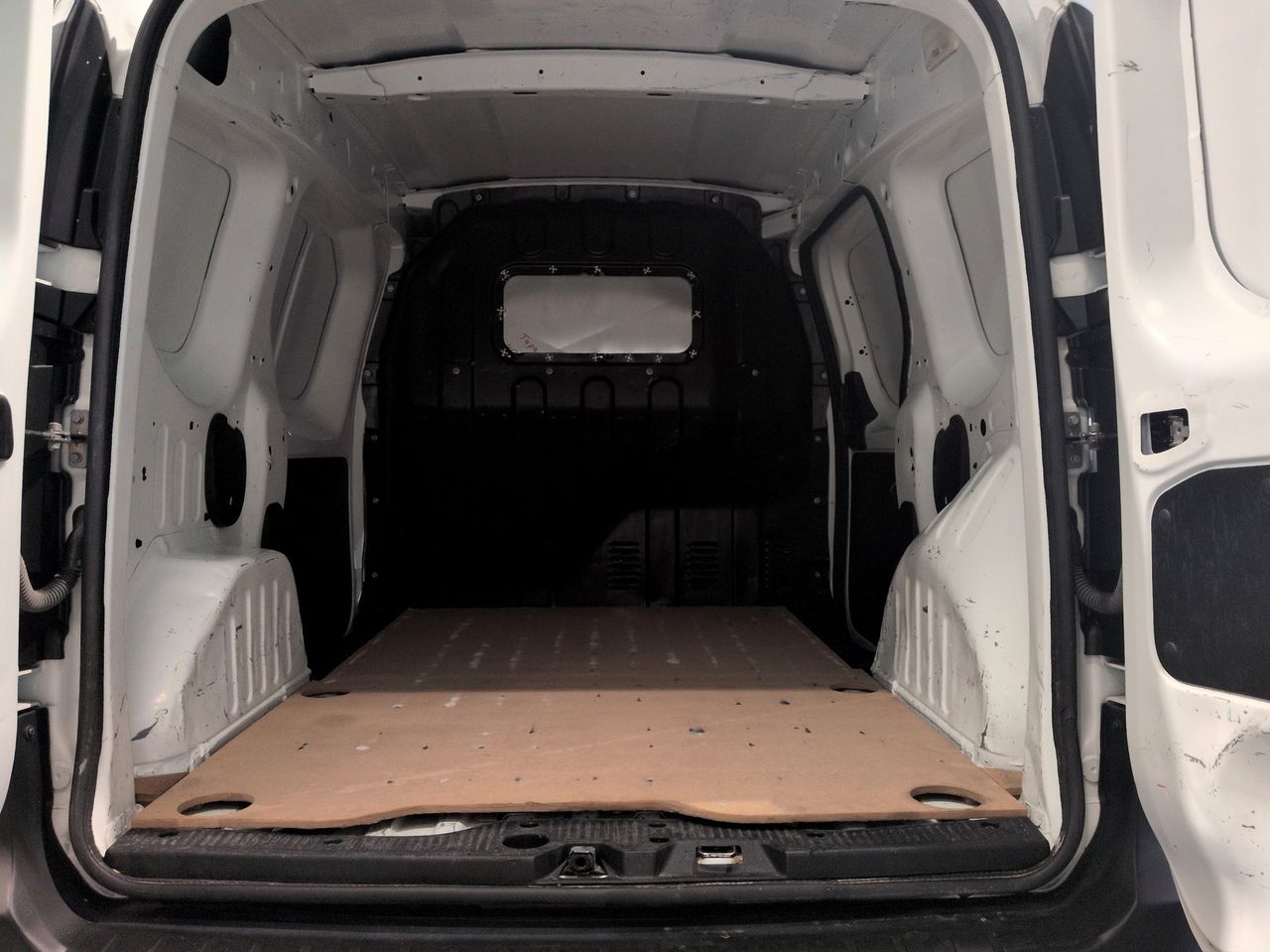 Dacia Dokker Essential 1.6 75kW (100CV) GLP -18 - Foto 7