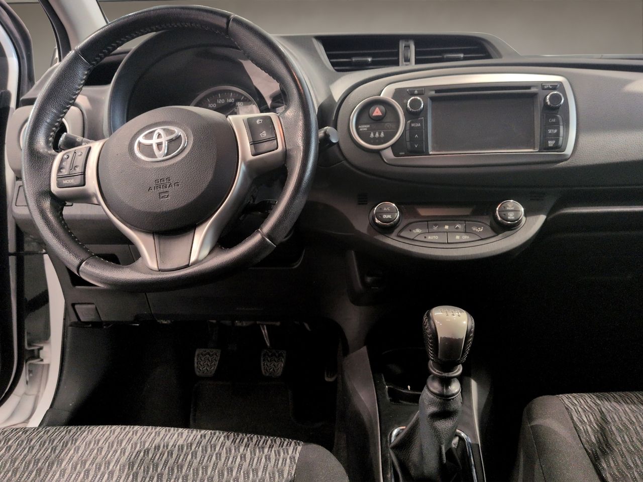 Toyota Yaris 90D ACTIVE - Foto 9