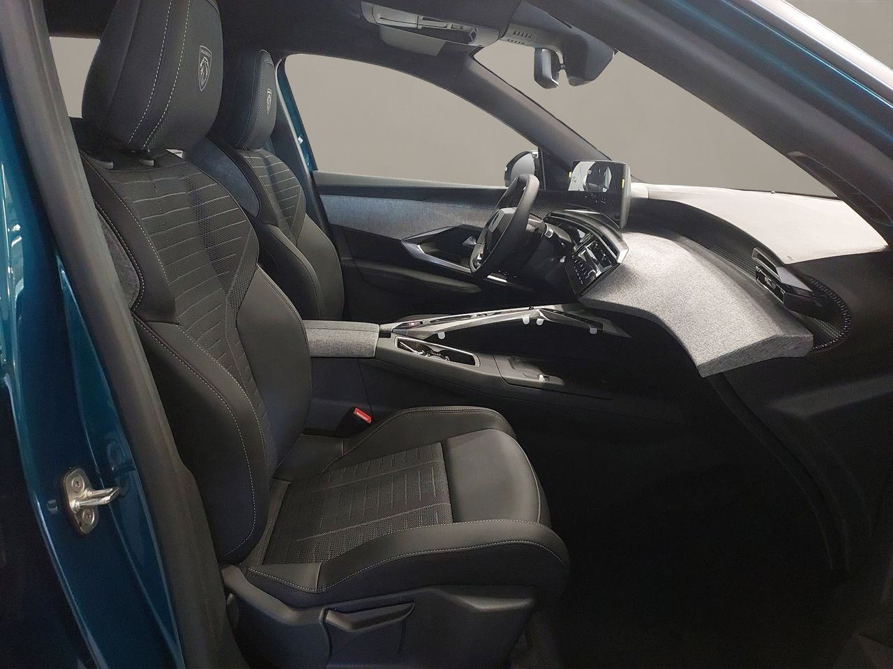 Peugeot 5008 1.2 107KW GT eDCS6 - Foto 16