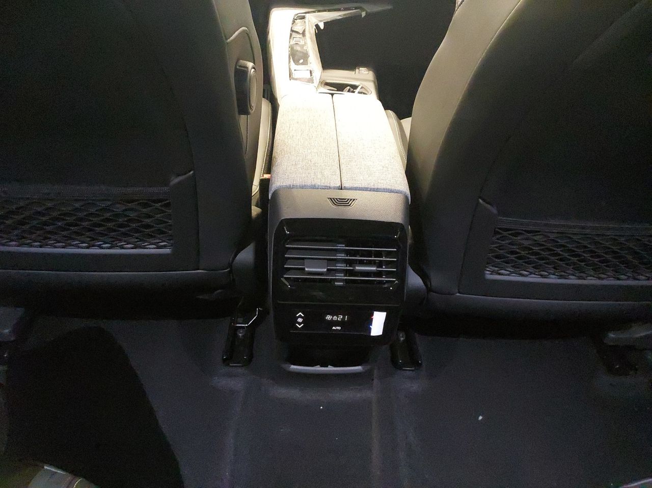 Peugeot 5008 1.2 107KW GT eDCS6 - Foto 15