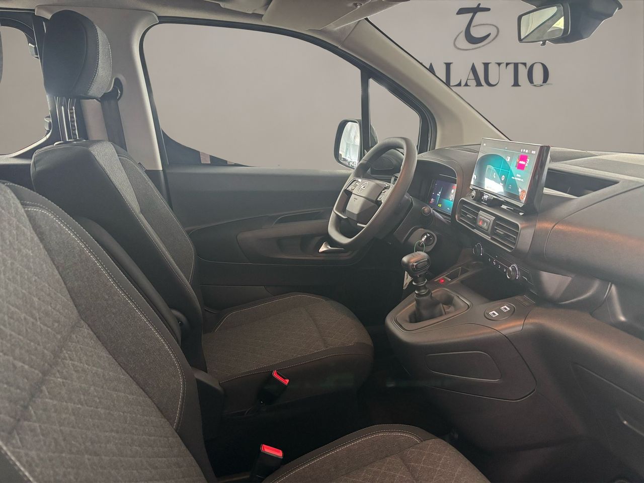 Opel Combo 100 Cv 1.5 Td S/S MT6 €6.4 N1 - Foto 14