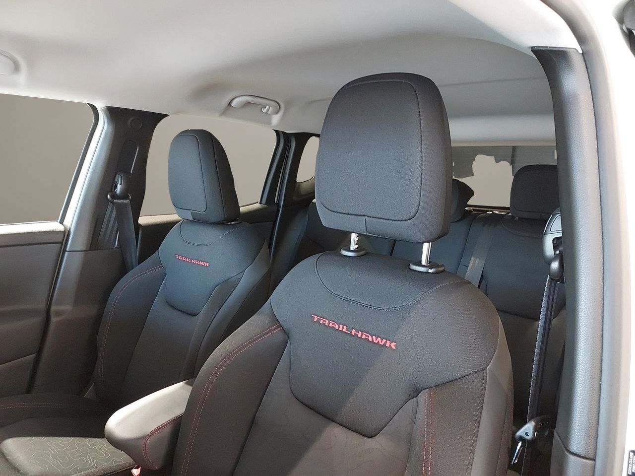 Jeep Renegade 4xe Trailhawk 1.3 PHEV 240hp AT EAWD - Foto 15