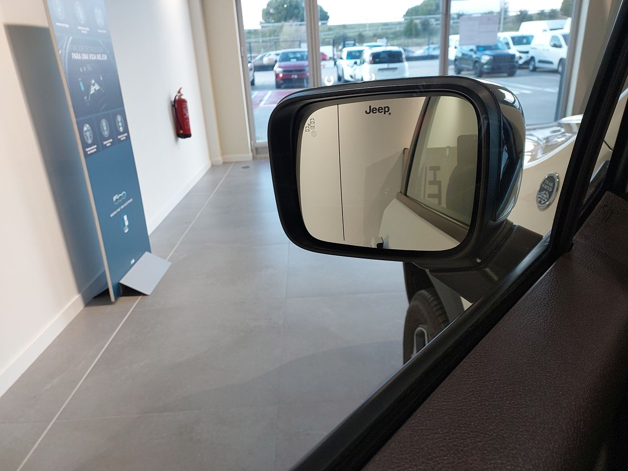 Jeep Renegade 4xe Trailhawk 1.3 PHEV 240hp AT EAWD - Foto 20