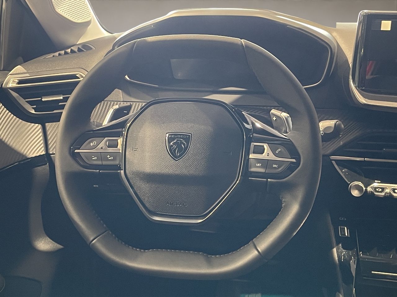 Peugeot 208 Allure HYBRID 100 eDCS6 - Foto 17
