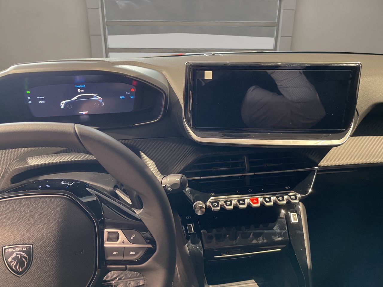 Peugeot 208 Allure HYBRID 100 eDCS6 - Foto 9