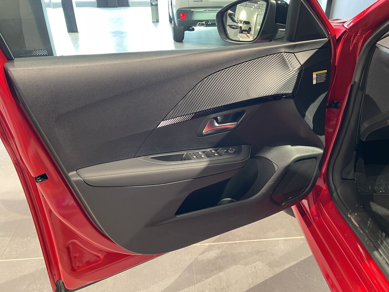 Peugeot 208 Allure HYBRID 100 eDCS6 - Foto 18