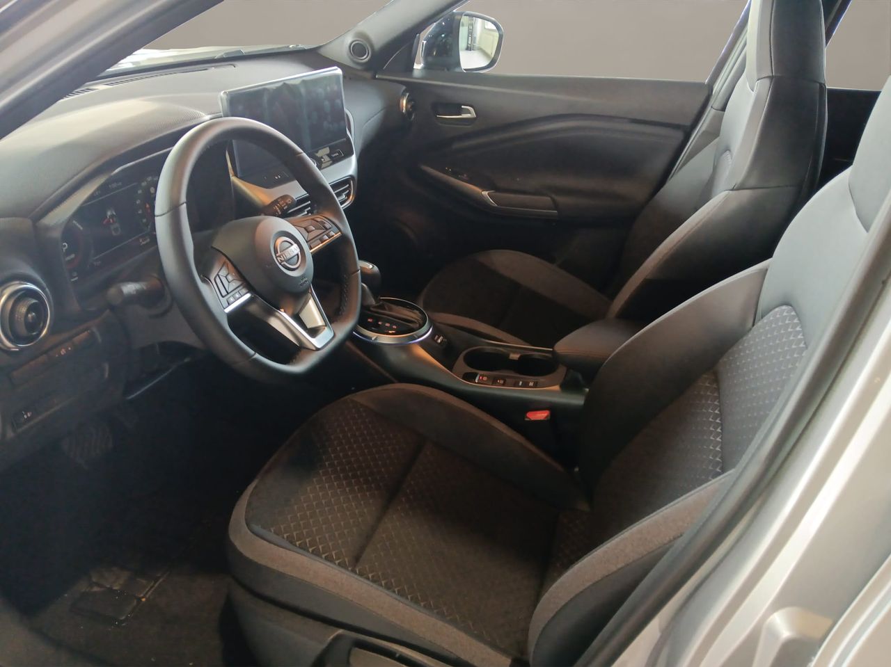 Nissan Juke 1.6 Hybrid 105kW (145CV) N-Connecta - Foto 9