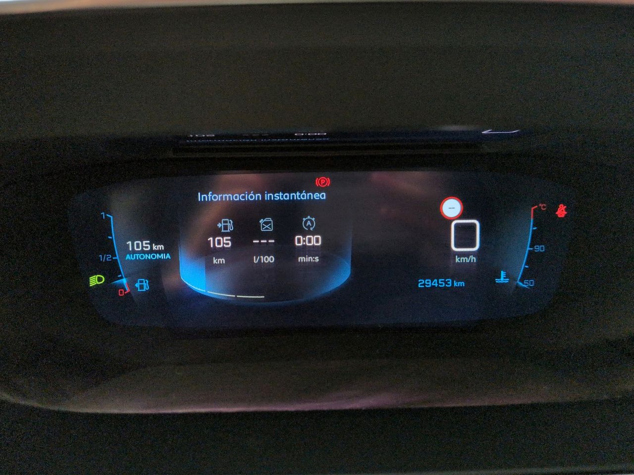 Peugeot 2008 Allure Pack BlueHDI 81kW (110CV) - Foto 15