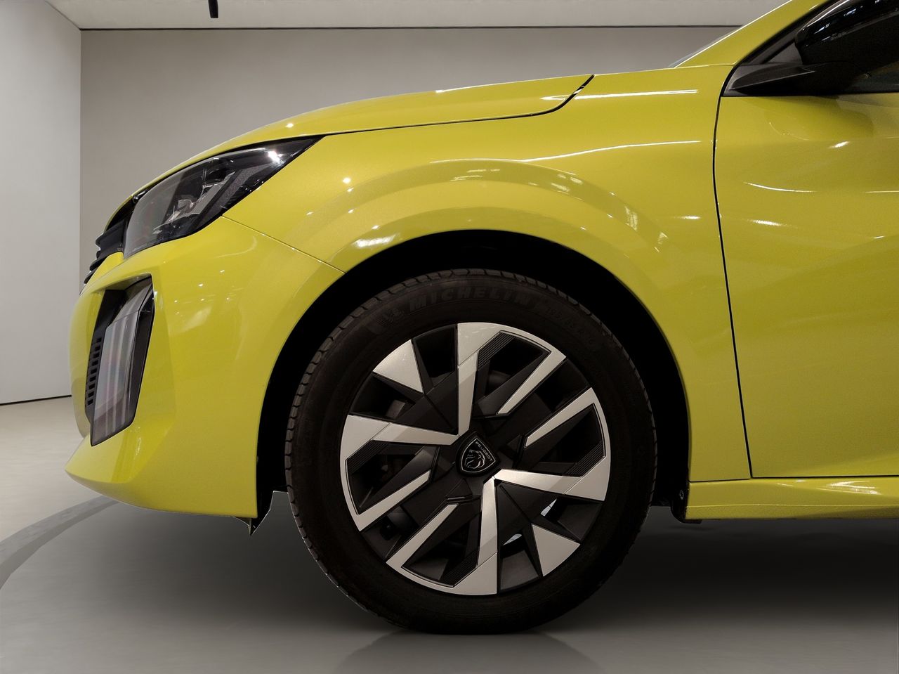 Peugeot 208 Active Puretech 100 - Foto 9