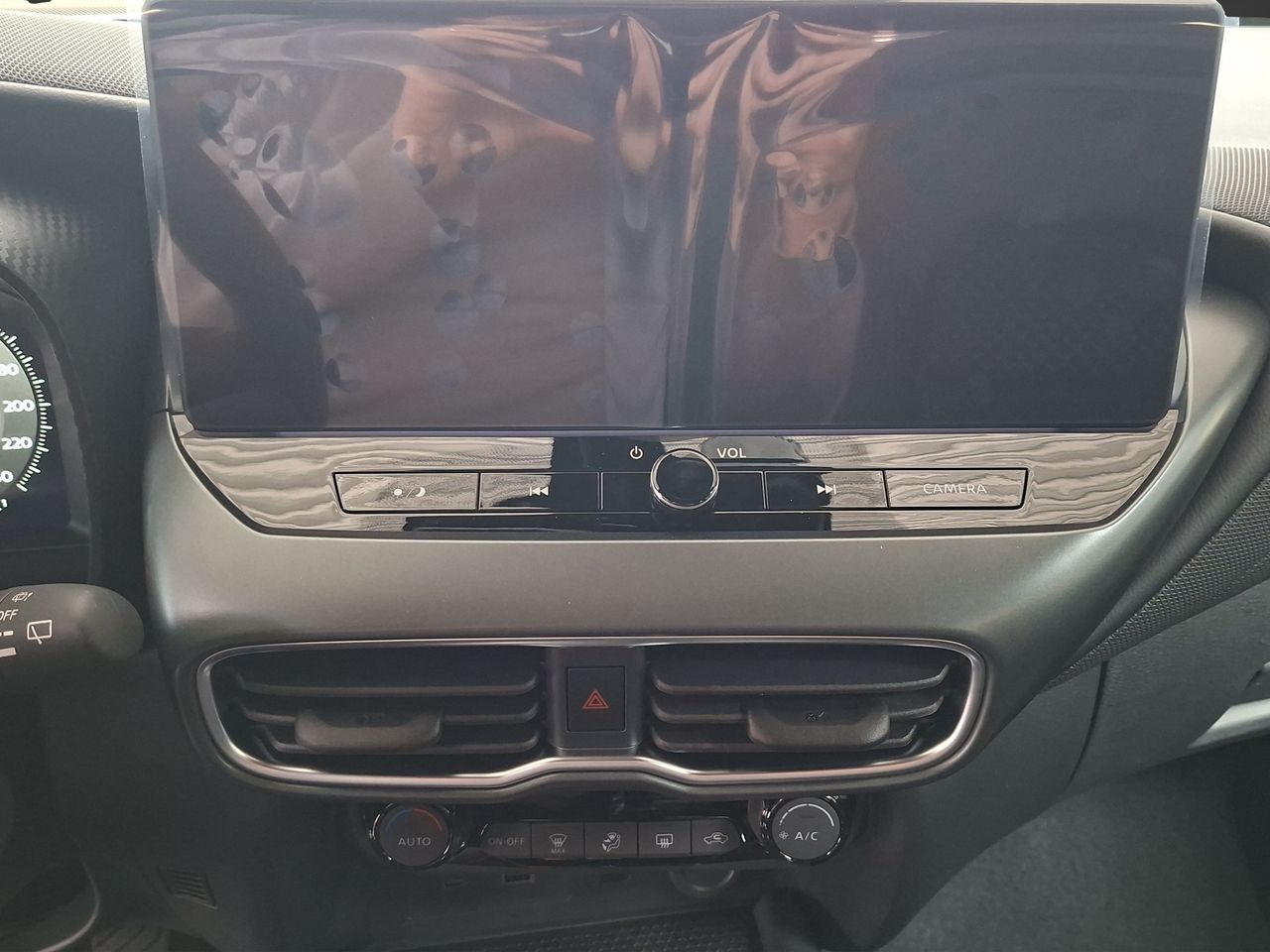 Nissan Juke DIG-T 84 kW (114 CV) 6M/T N-Connecta - Foto 19