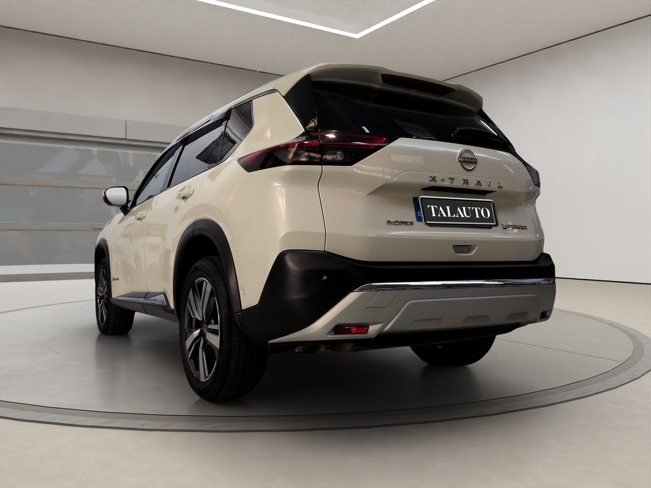 Nissan X-Trail 5pl 1.5 e-4ORCE 158kW 4x4 A/T Tekna - Foto 4