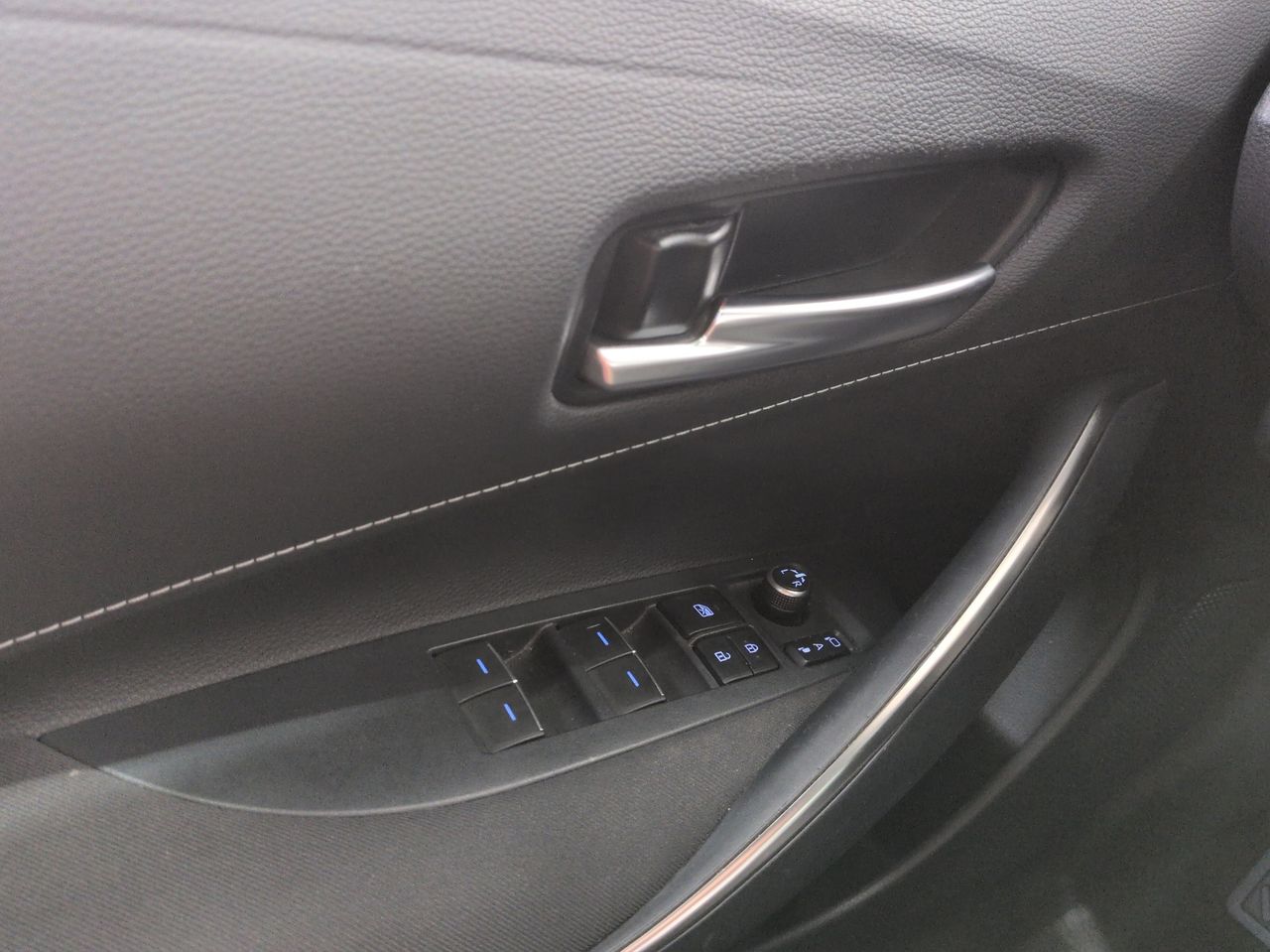 Toyota Corolla 1.8 125H ACTIVE TECH E-CVT - Foto 16