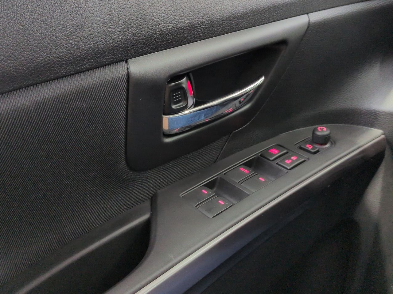 Suzuki SCross 1.4T S2 4WD Mild Hybrid - Foto 16