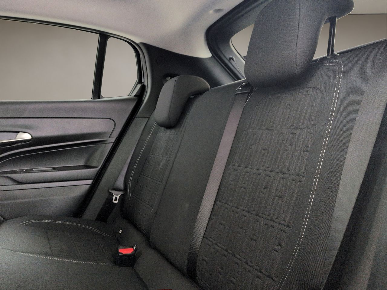 Fiat 600 600 MHEV 1.2 106kW (145CV) DDCT - Foto 12