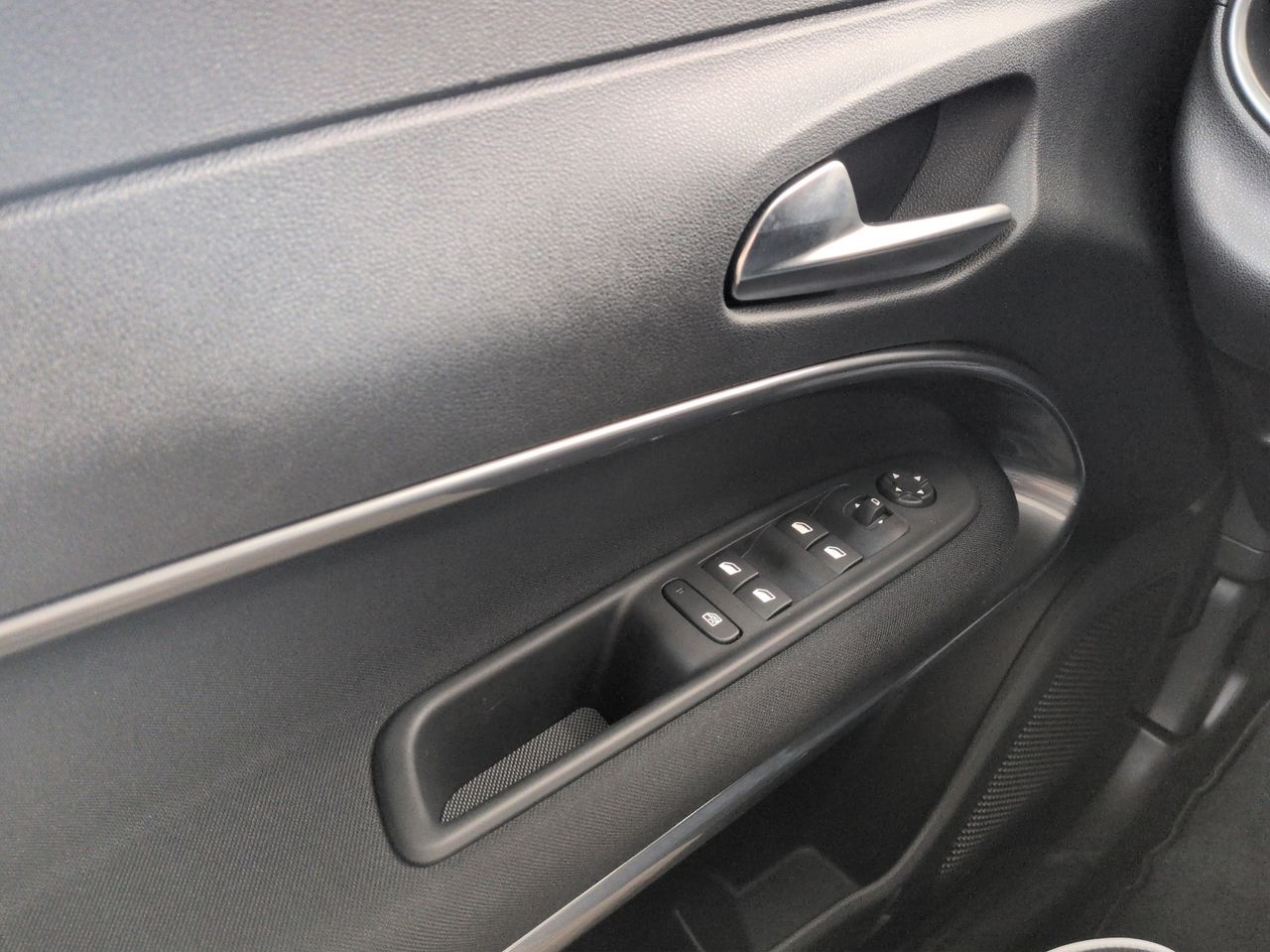 Fiat 600 600 MHEV 1.2 106kW (145CV) DDCT - Foto 16