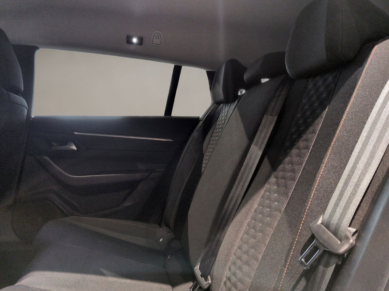 Peugeot 508 SW Active Pack PureTech 130 S&S EAT8 - Foto 10