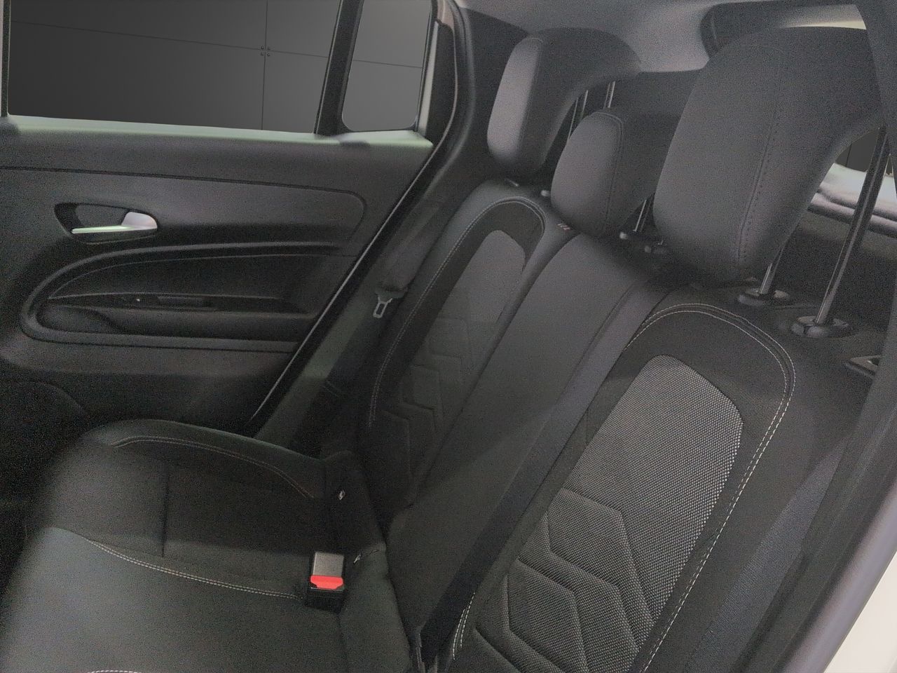 Jeep Avenger 1.2 G 74kW (100CV) Altitude - Foto 12