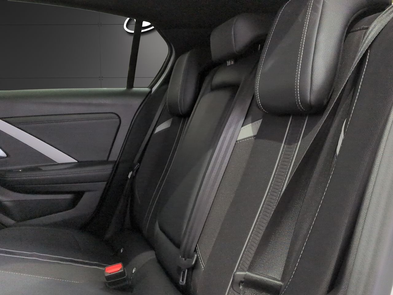 Opel Astra 1.2T XHT 96kW (130CV) GS - Foto 12