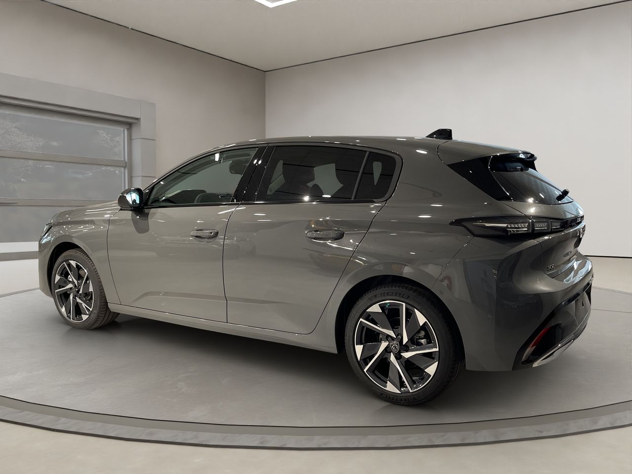 Peugeot 308 5P Allure Hybrid MHEV 136 e-DCS6 - Foto 9