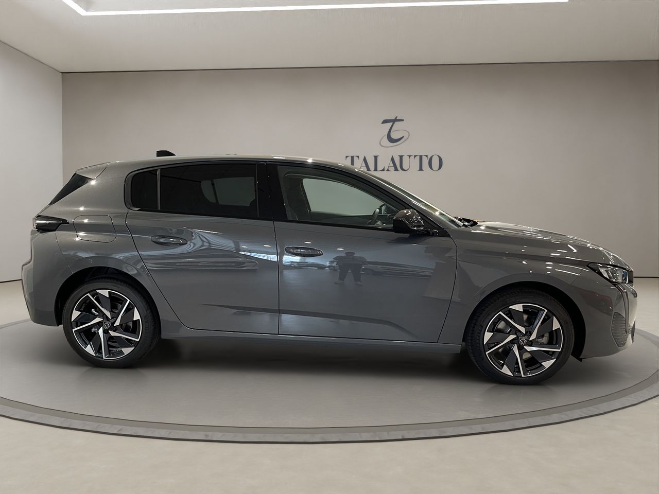 Peugeot 308 5P Allure Hybrid MHEV 136 e-DCS6 - Foto 6