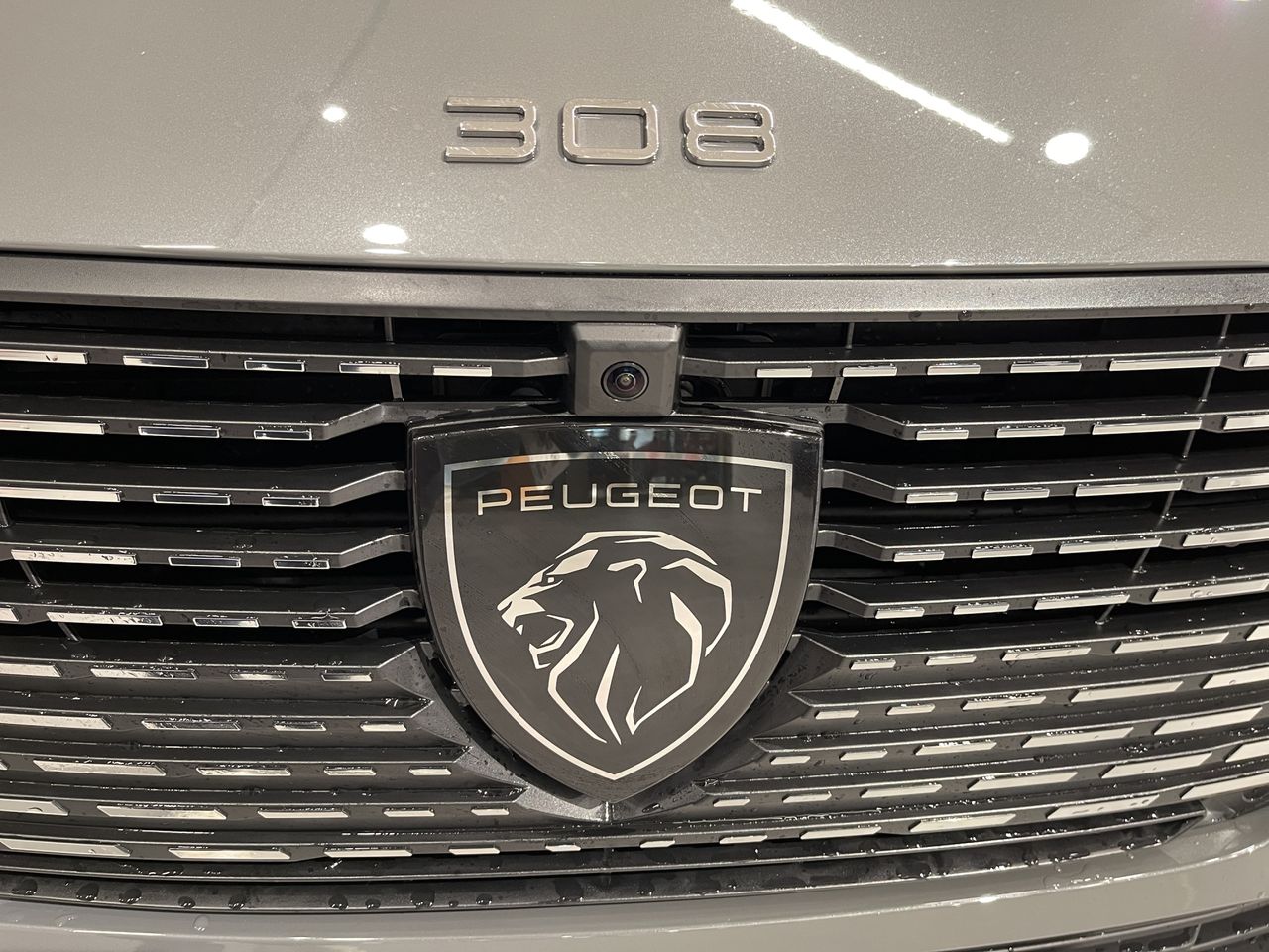 Peugeot 308 5P Allure Hybrid MHEV 136 e-DCS6 - Foto 18