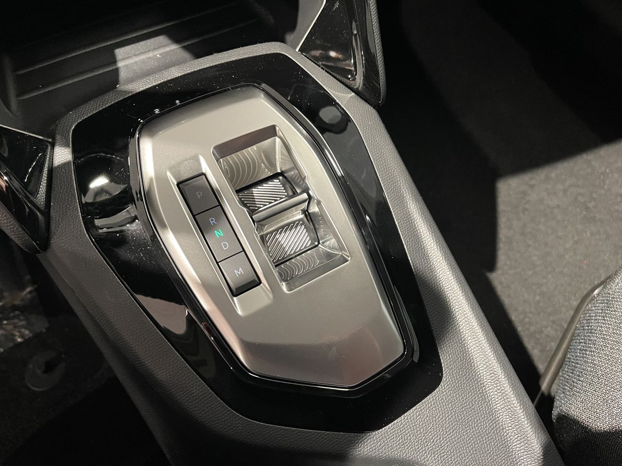 Peugeot 208 Style HYBRID 110 eDCS6 - Foto 15