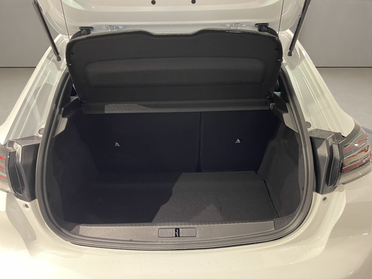 Peugeot 208 Style Gasolina 100 S&S 6 Vel MAN - Foto 8