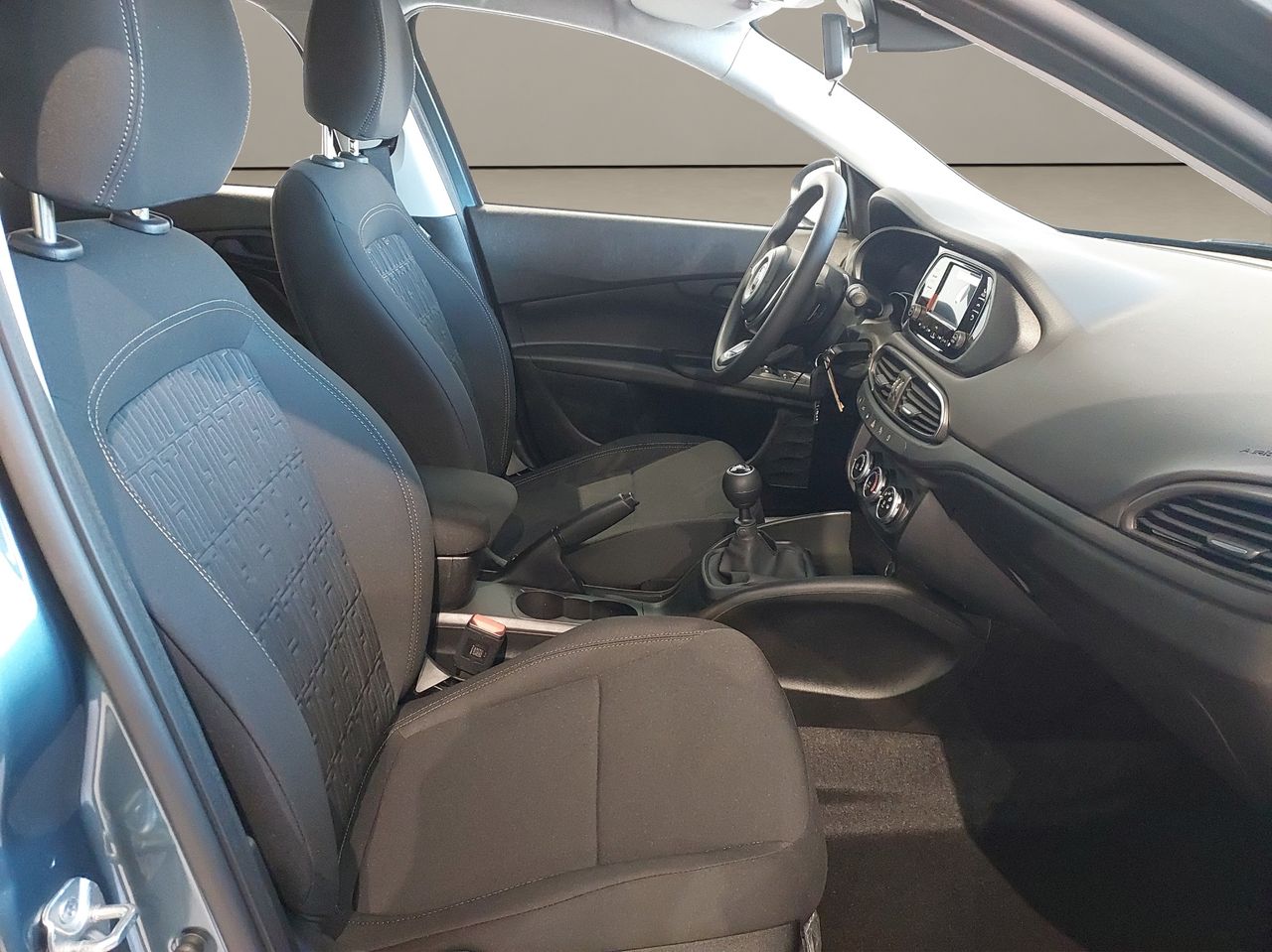 Fiat Tipo Sedán Diésel MT 1.6 95kW (130CV) - Foto 16