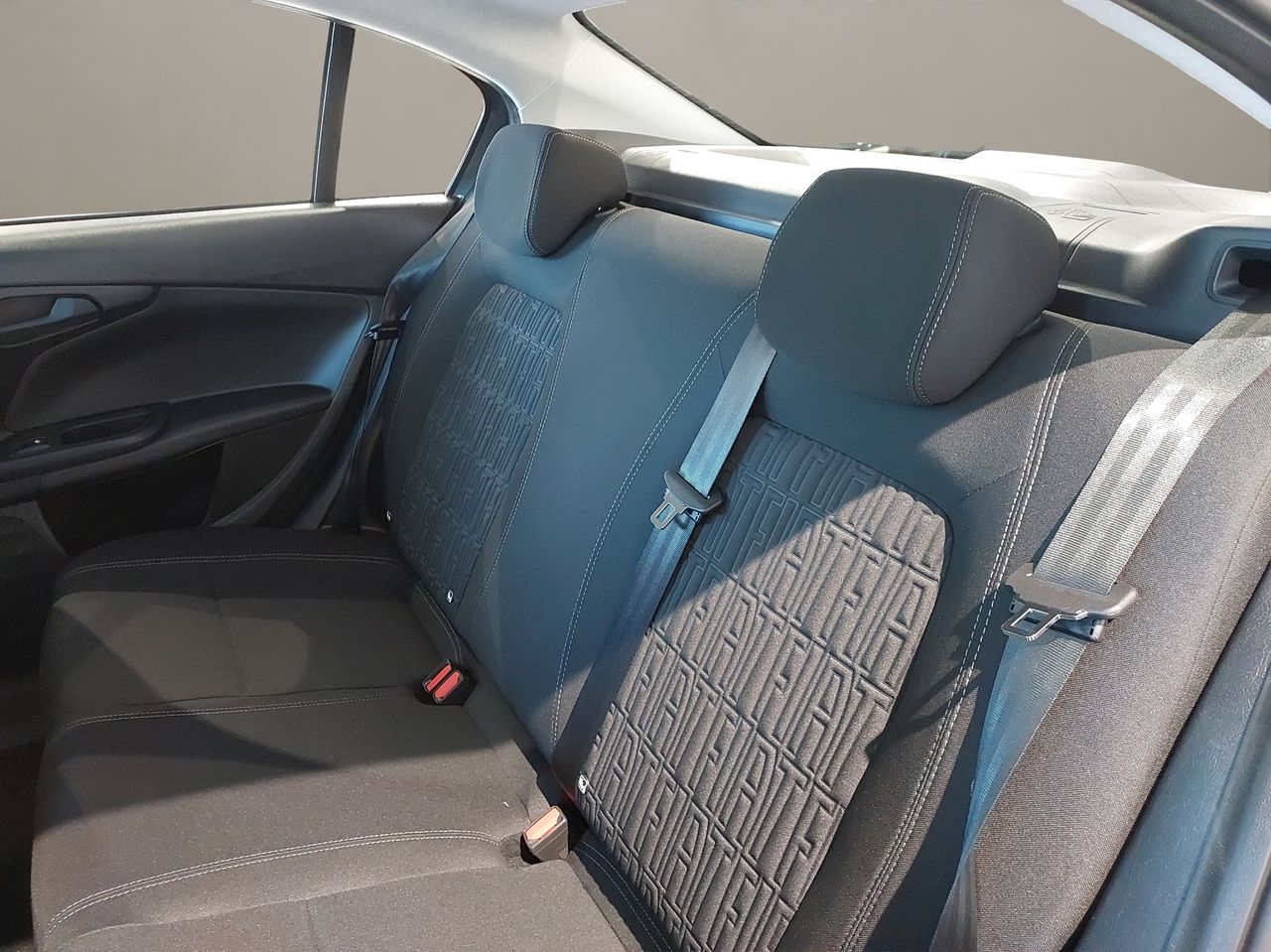 Fiat Tipo Sedán Diésel MT 1.6 95kW (130CV) - Foto 12