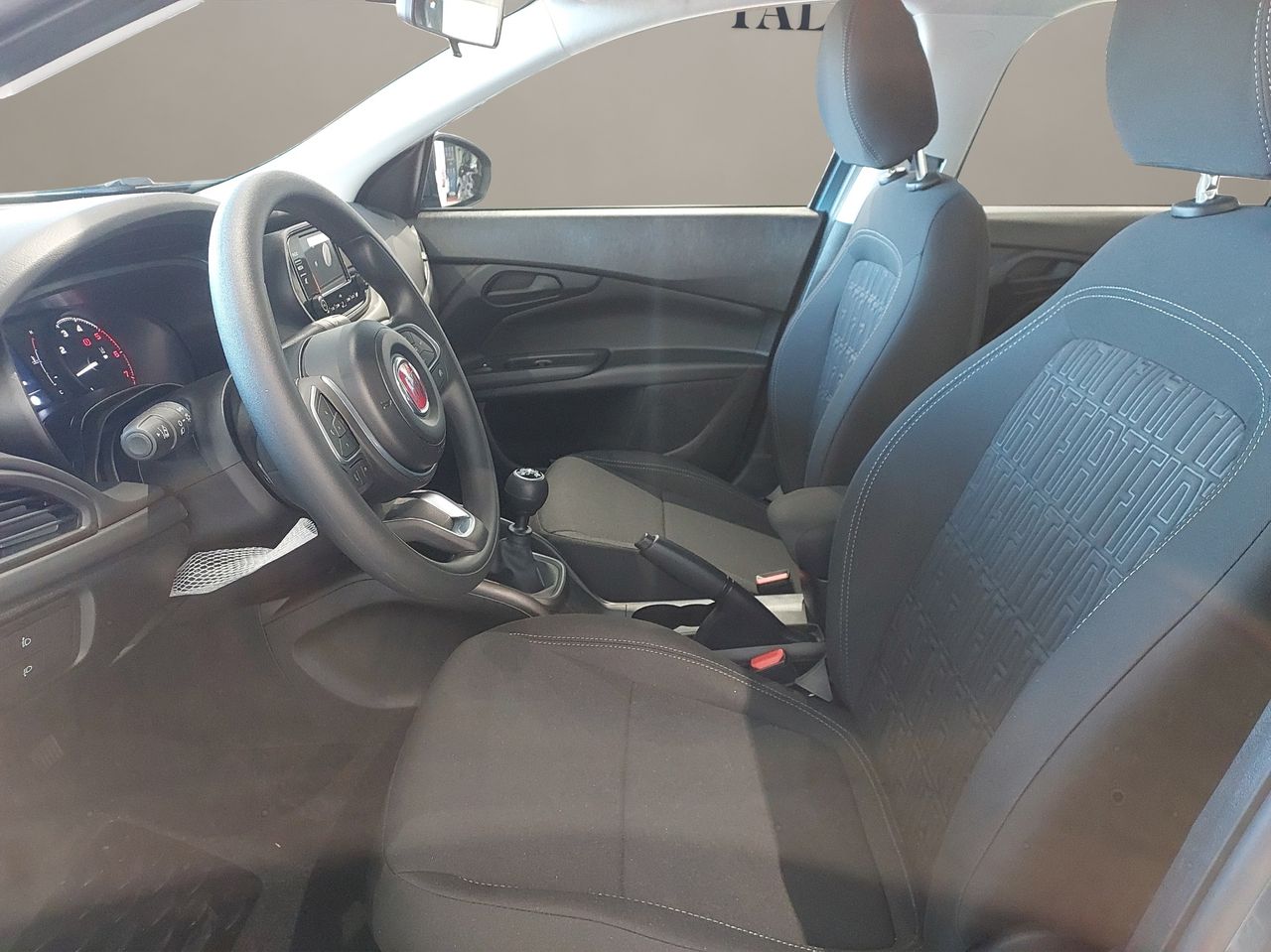Fiat Tipo Sedán Diésel MT 1.6 95kW (130CV) - Foto 11