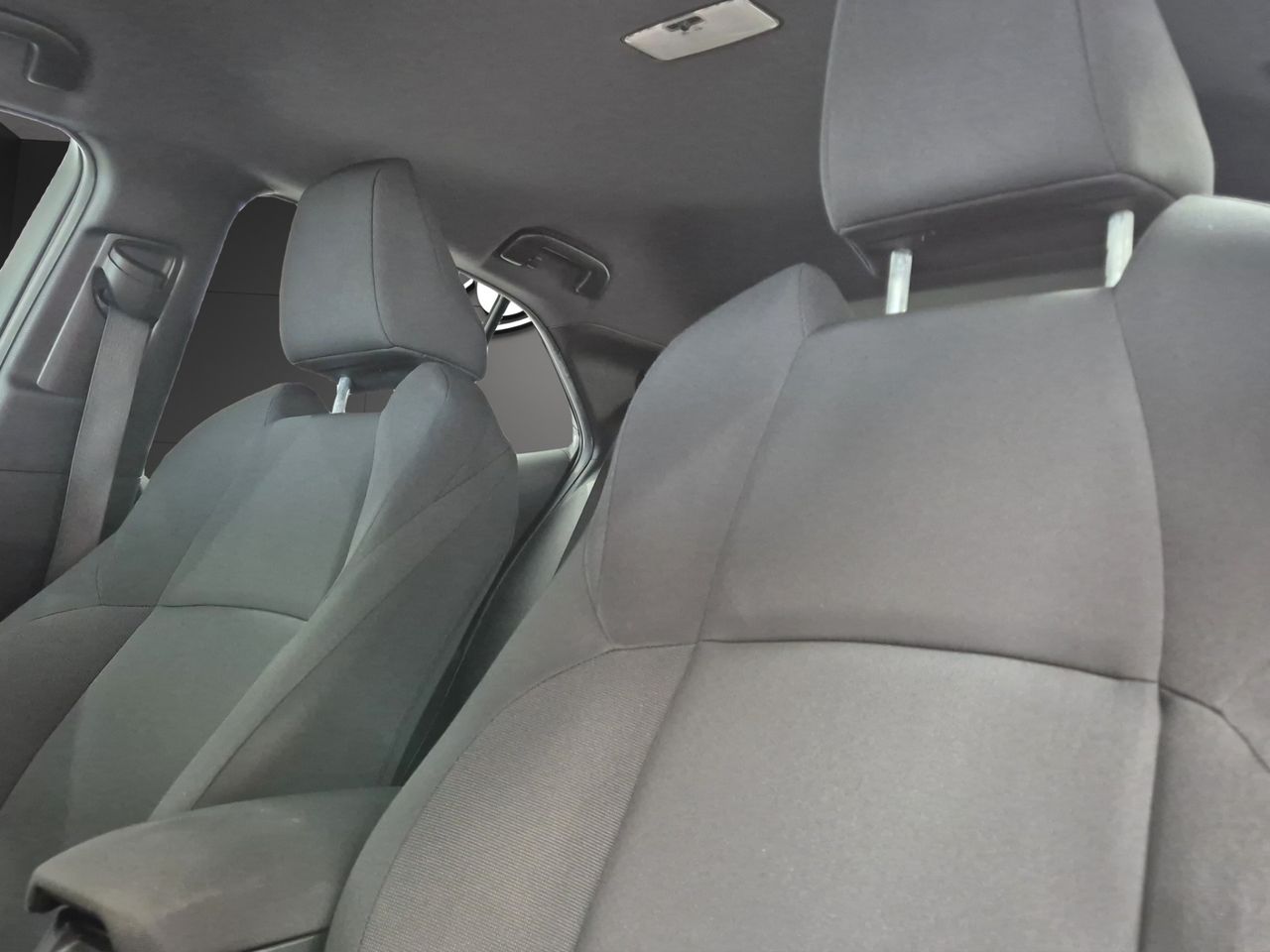Toyota Corolla 1.8 125H BUSINESS PLUS E-CVT - Foto 16