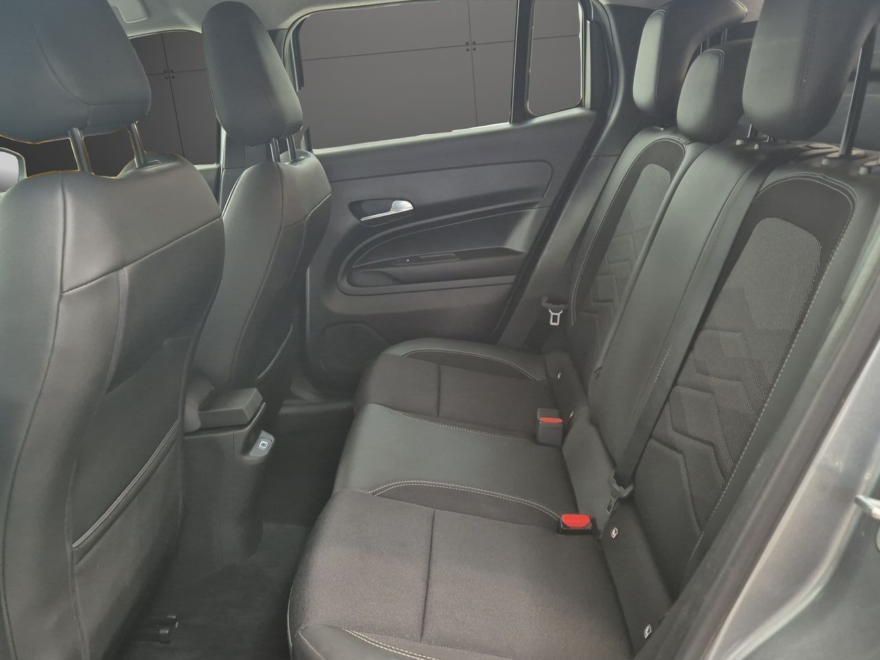 Jeep Avenger 1.2 G 74kW (100CV) Altitude - Foto 12