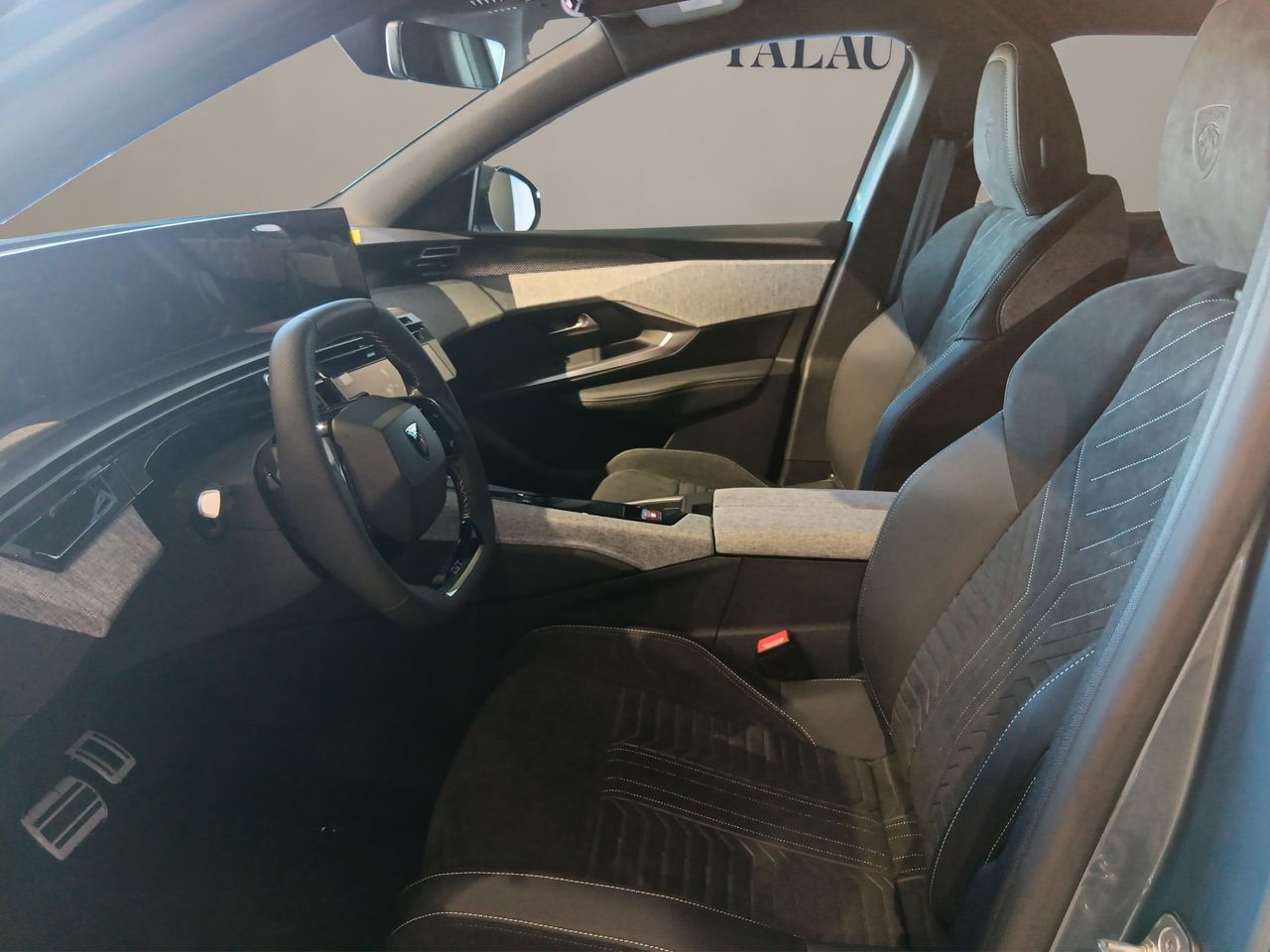 Peugeot 5008 1.2 107KW GT eDCS6 - Foto 11