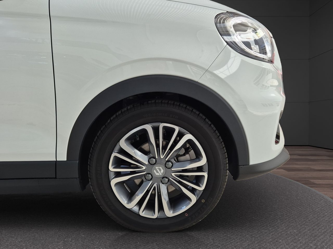 Leapmotor T03 T03 BEV 37.3kWh Design Auto - Foto 9