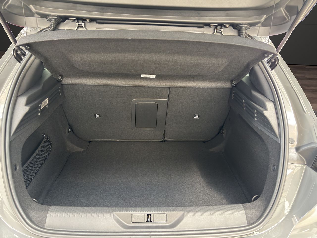 Peugeot 308 5P GT Hybrid MHEV 145 e-DCS6 - Foto 13