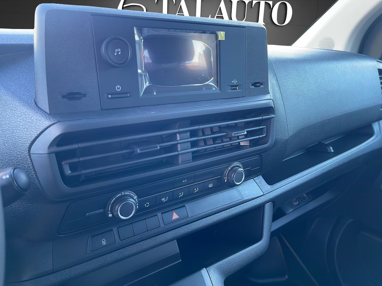 Peugeot Expert  EXPERT Doble Cabína Plegable M Diesel 120cv Manual      - Foto 20