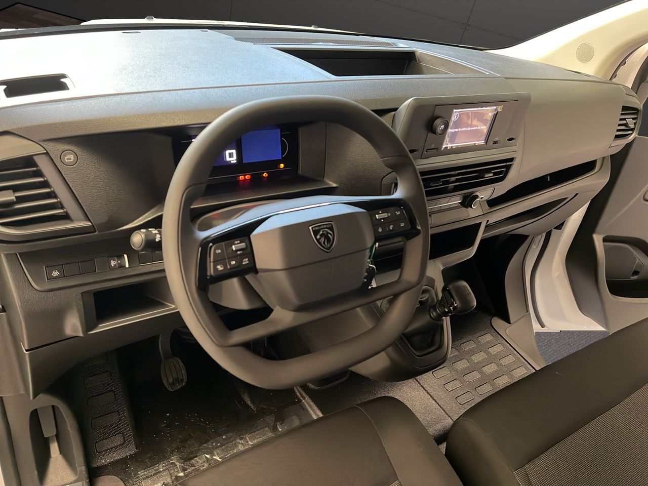 Peugeot Expert  EXPERT Doble Cabína Plegable M Diesel 120cv Manual      - Foto 11