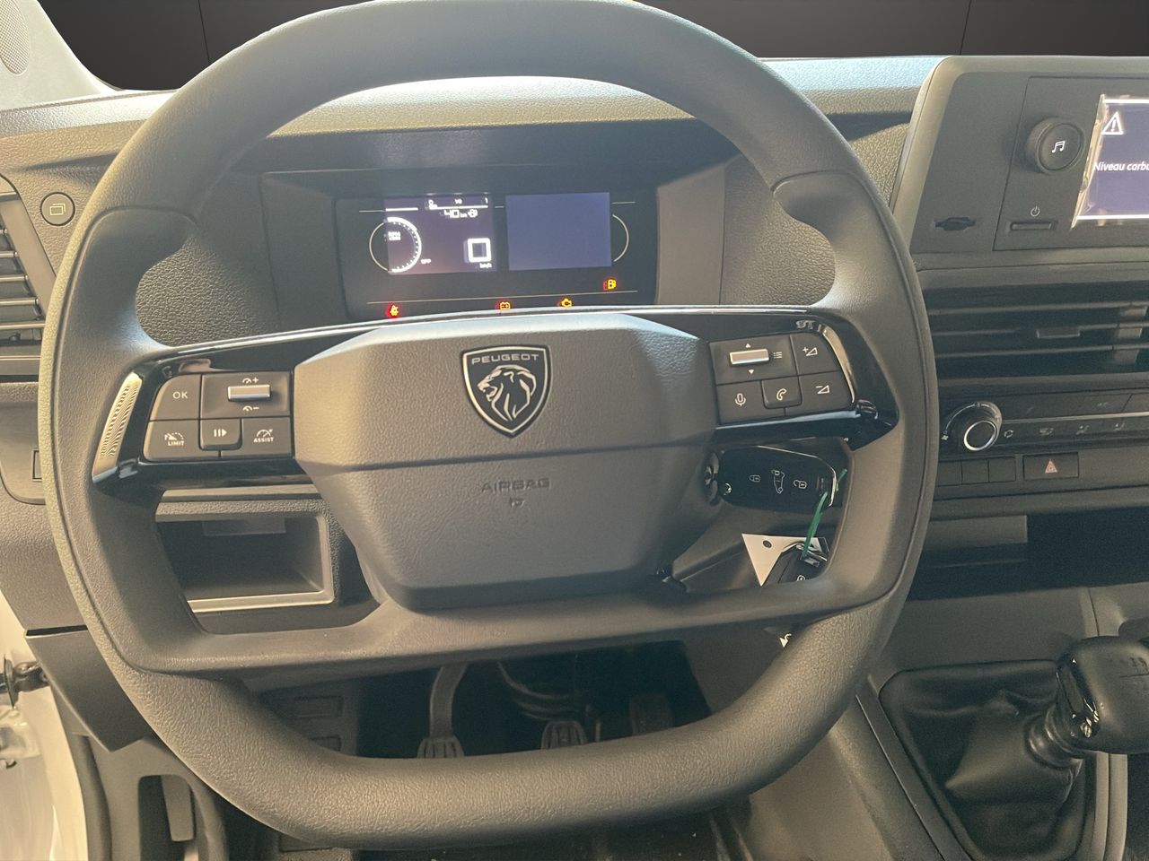 Peugeot Expert  EXPERT Doble Cabína Plegable M Diesel 120cv Manual      - Foto 13