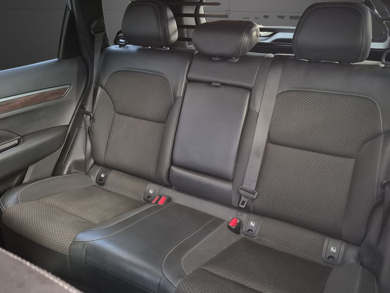 Renault Koleos Zen dCi 175 X-Tronic 4x4 -18 - Foto 12