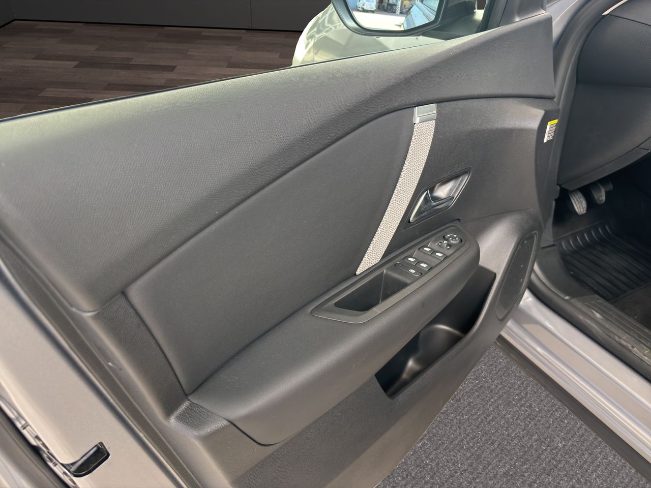 Citroën C4 PureTech 130 S&S 6v Plus - Foto 15