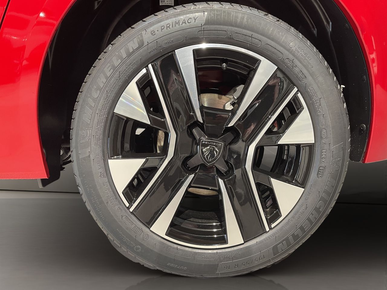 Peugeot 208 Allure HYBRID 110 eDCS6 - Foto 12