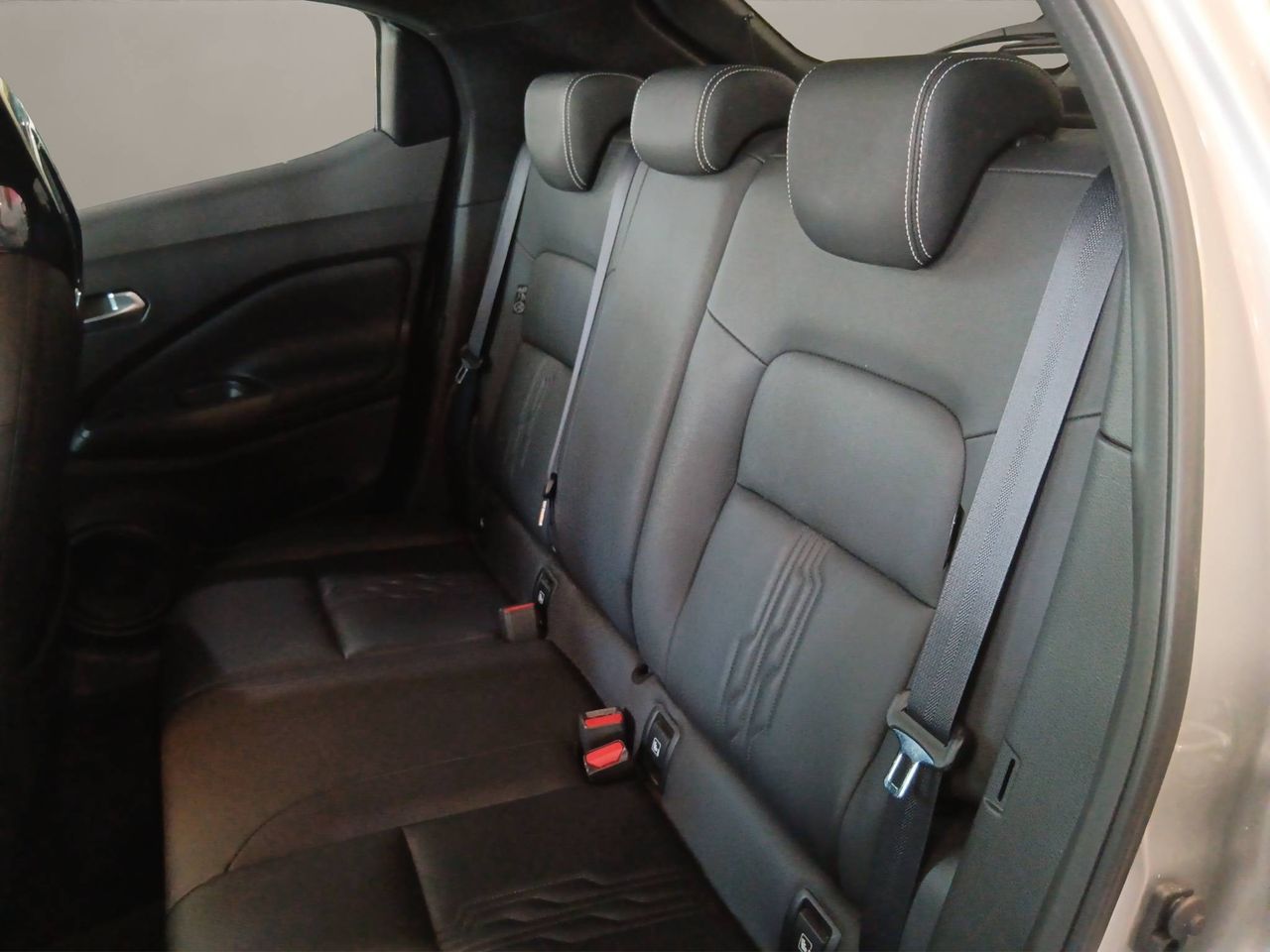 Nissan Juke  DIG-T 84 kW (114 CV) 6M/T Tekna - Foto 11