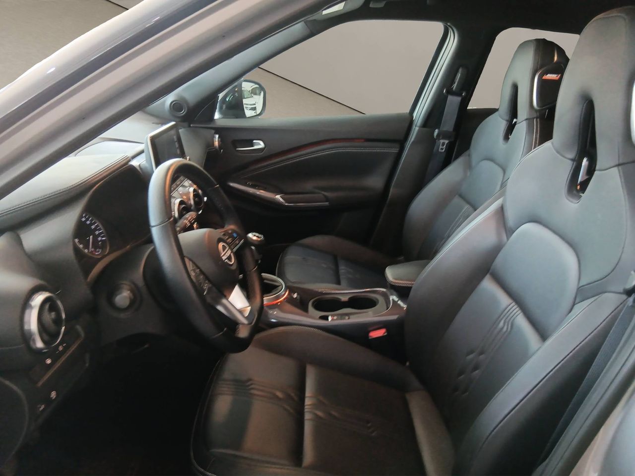 Nissan Juke  DIG-T 84 kW (114 CV) 6M/T Tekna - Foto 10