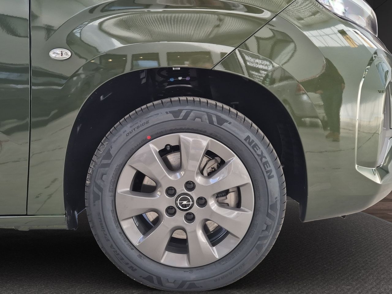 Opel Combo Cargo 100 Cv 1.5 Td S/S MT6 €6.4 - Foto 9