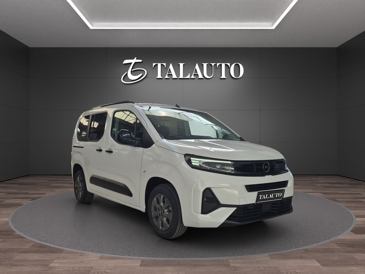 Opel Combo Cargo 100 Cv 1.5 Td S/S MT6 €6.4 - Foto 8