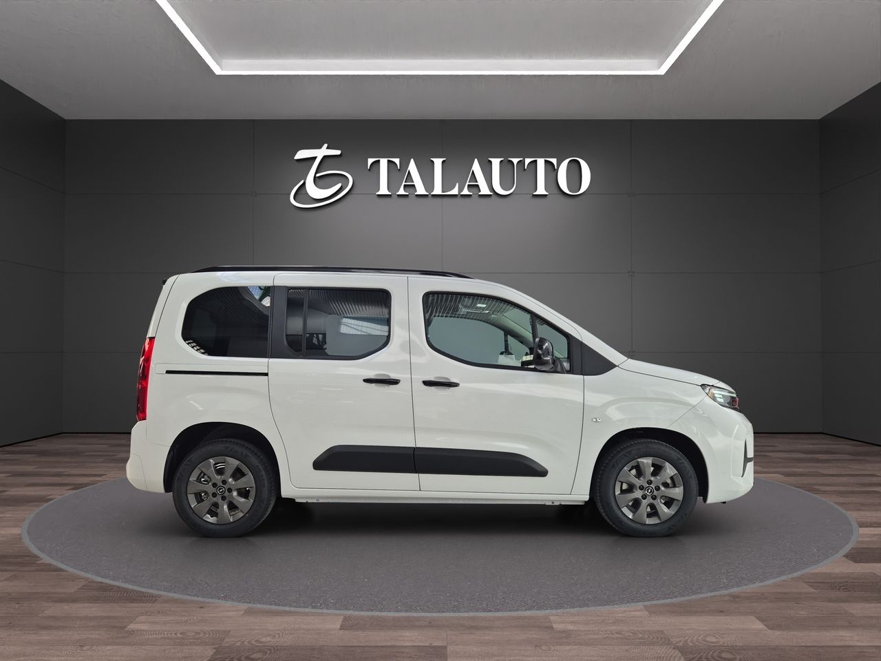 Opel Combo Cargo 100 Cv 1.5 Td S/S MT6 €6.4 - Foto 7