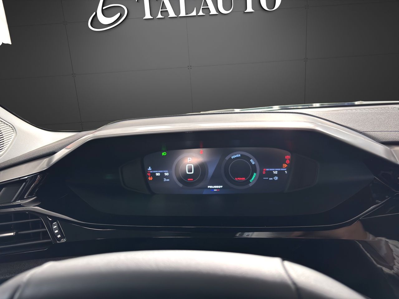 Peugeot 308 5P Allure Hybrid MHEV 145 e-DCS6 - Foto 14