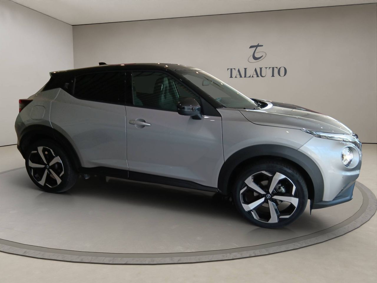 Nissan Juke  DIG-T 84 kW (114 CV) 6M/T Tekna - Foto 5